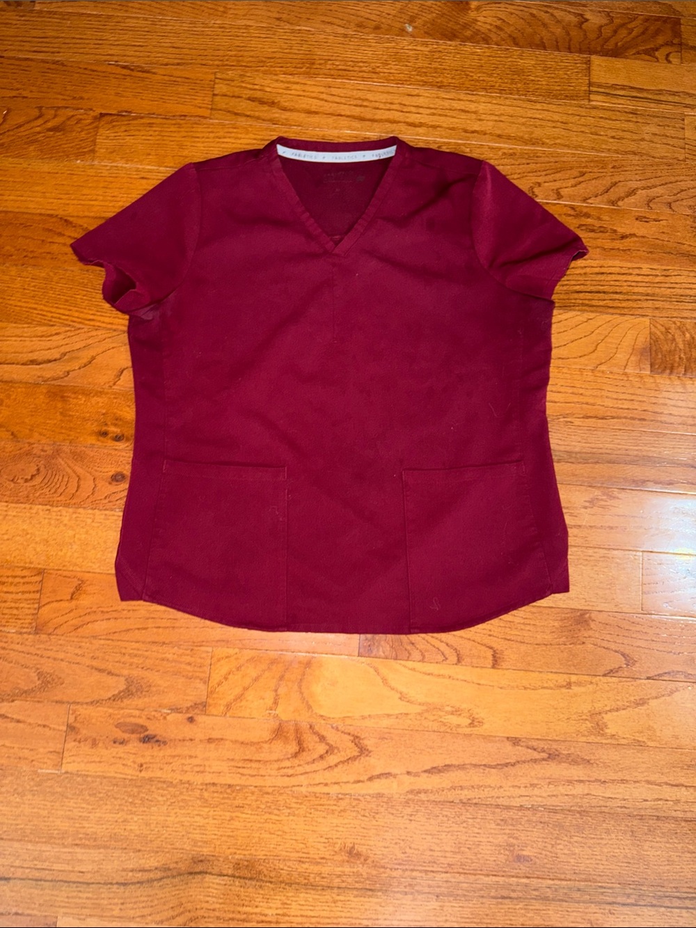 Fabletics Short Sleeve V-Neck scrub Top - Burgundy